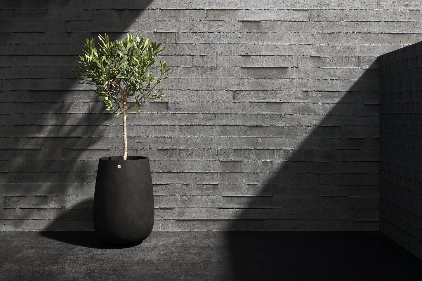 Kukkaruukku Mondo korkea 55cm ruskea kivi